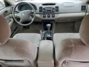 ✅ 2004 Toyota Camry LE • VIN: 4T1BE32K44U344192 • Lot: 85443225. Wystawiony na Copart z przebiegiem 212 144 mil. Bezpłatny archiwum sprzedaży aukcyjnych z USA i szczegółowy raport historii pojazdu na DreamBid. Zdjęcie 8.