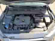 2019 Hyundai Kona SE z VIN KM8K1CAA5KU277975, wystawiony jako Copart lot #57222392 z przebiegiem 8 848 mil mil oraz . Historia ofert i sprzedaży dostępna na DreamBid. Obrazek 7.