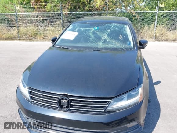 ✅ 2018 Volkswagen Jetta SEL • VIN: 3VWL17AJ9JM244848 • Lot: 42929605. Listed on IAAI with 64,684 mi. Free auction sales archive from the USA and detailed vehicle history report at DreamBid. Image 6.