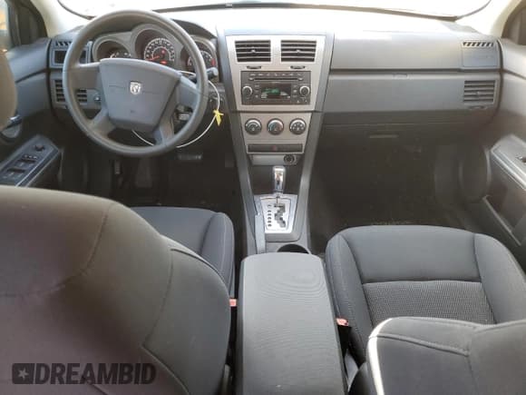 ✅ 2010 Dodge Avenger SXT • VIN: 1B3CC4FB7AN206331 • Лот: 81363594. Опубликован ранее на Copart с пробегом 86 643 миль. Бесплатный доступ к архиву аукционных продаж из США и подробный отчёт об истории автомобиля на DreamBid. Изображение 8.