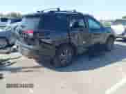 2024 Nissan Pathfinder SV z VIN 5N1DR3BA8RC289408, wystawiony jako IAAI lot #41855609 z przebiegiem 11 832 mil mil oraz . Historia ofert i sprzedaży dostępna na DreamBid. Obrazek 4.