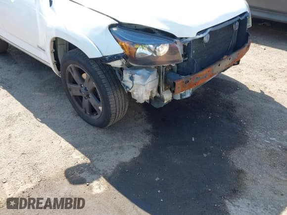 ✅ 2006 Toyota RAV4 Sport • VIN: JTMBK32V665000738 • Lot: 42529909. Wystawiony na IAAI z przebiegiem 195 769 mil. Bezpłatny archiwum sprzedaży aukcyjnych z USA i szczegółowy raport historii pojazdu na DreamBid. Zdjęcie 12.