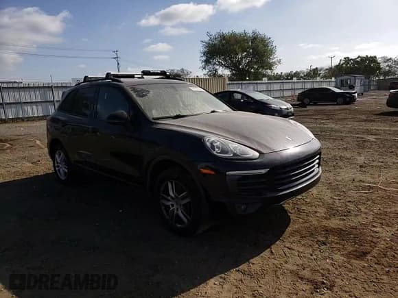 ✅ 2016 Porsche Cayenne • VIN: WP1AA2A23GKA09382 • Lot: 49170523. Listed on Copart with 87,880 mi. Free auction sales archive from the USA and detailed vehicle history report at DreamBid. Image 11.