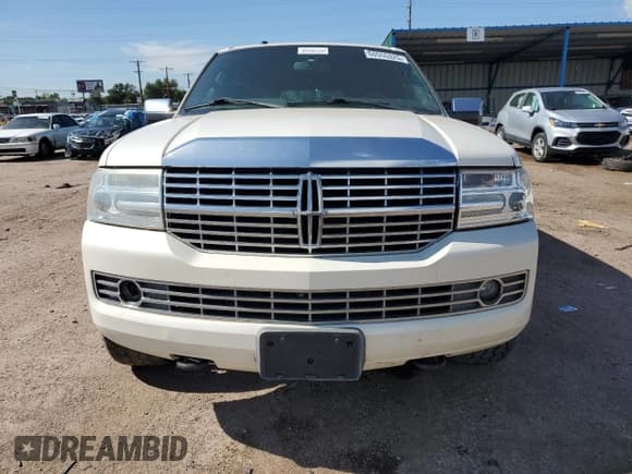 ✅ 2008 Lincoln Navigator • VIN: 5LMFL28538LJ10296 • Лот: 60555325. Опубликован ранее на Copart с пробегом 225 462 миль. Бесплатный доступ к архиву аукционных продаж из США и подробный отчёт об истории автомобиля на DreamBid. Изображение 5.