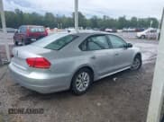 ✅ 2013 Volkswagen Passat Wolfsburg Edition • VIN: 1VWAH7A3XDC042630 • Лот: 42944119. Опубликован ранее на IAAI с пробегом 170 816 миль. Бесплатный доступ к архиву аукционных продаж из США и подробный отчёт об истории автомобиля на DreamBid. Изображение 4.