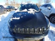✅ 2017 Jeep Cherokee Limited • VIN: 1C4PJMDB3HW632093 • Lot: 43879830. Wystawiony na IAAI z przebiegiem 162 536 mil. Bezpłatny archiwum sprzedaży aukcyjnych z USA i szczegółowy raport historii pojazdu na DreamBid. Zdjęcie 12.