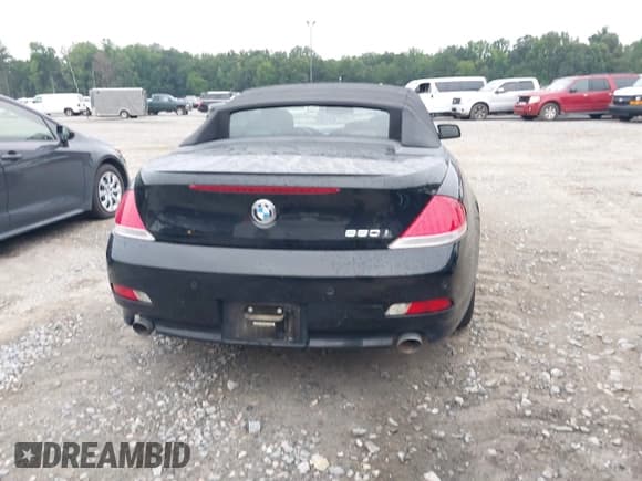 ✅ 2007 BMW 6 Series 650i • VIN: WBAEK13587CN72386 • Lot: 42799761. Wystawiony na IAAI z przebiegiem 149 395 mil. Bezpłatny archiwum sprzedaży aukcyjnych z USA i szczegółowy raport historii pojazdu na DreamBid. Zdjęcie 16.