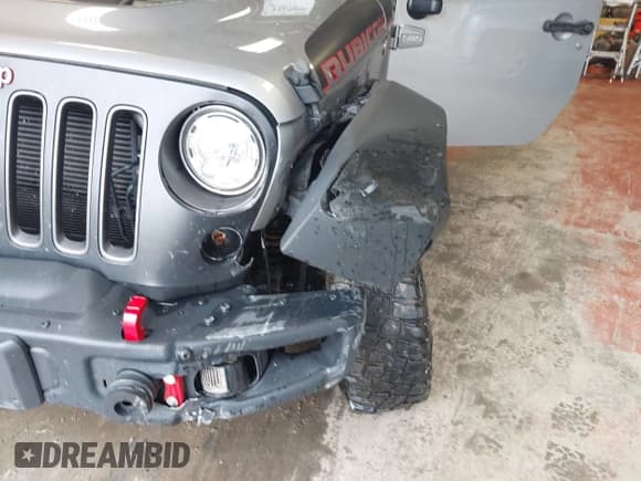 ✅ 2017 Jeep Wrangler Unlimited Rubicon Recon • VIN: 1C4BJWFG5HL687757 • Lot: 42367095. Listed on IAAI with 48,441 mi. Free auction sales archive from the USA and detailed vehicle history report at DreamBid. Image 6.