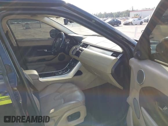 ✅ 2015 Land Rover Range Rover Evoque Pure Plus • VIN: SALVP2BG5FH073889 • Lot: 43513403. Listed on IAAI with 134,818 mi. Free auction sales archive from the USA and detailed vehicle history report at DreamBid. Image 5.