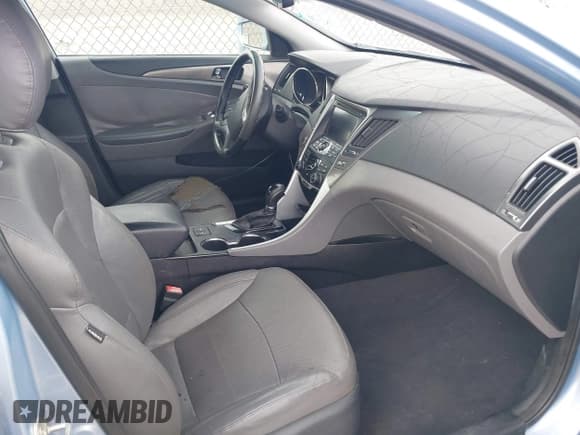 ✅ 2012 Hyundai Sonata Hybrid • VIN: KMHEC4A45CA028134 • Лот: 41945450. Опубликован ранее на IAAI с пробегом 111 330 миль. Бесплатный доступ к архиву аукционных продаж из США и подробный отчёт об истории автомобиля на DreamBid. Изображение 5.