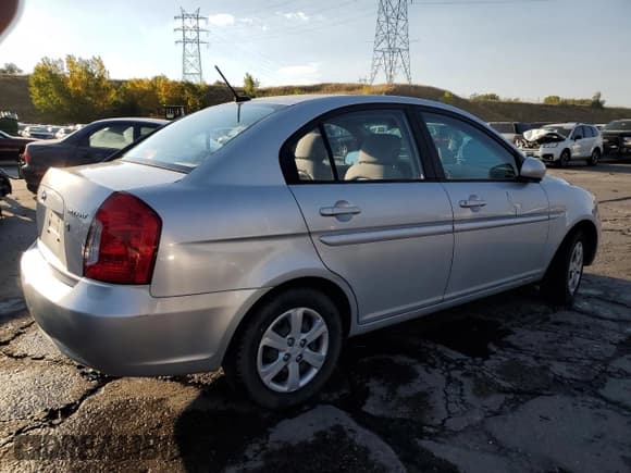 ✅ 2011 Hyundai Accent GLS • VIN: KMHCN4AC6BU612662 • Лот: 75230944. Опубликован ранее на Copart с пробегом 121 830 миль. Бесплатный доступ к архиву аукционных продаж из США и подробный отчёт об истории автомобиля на DreamBid. Изображение 3.