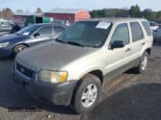 ✅ 2003 Ford Escape XLT Popular 2 • VIN: 1FMYU93173KC66300 • Лот: 43618754. Опубликован ранее на IAAI с пробегом 194 762 миль. Бесплатный доступ к архиву аукционных продаж из США и подробный отчёт об истории автомобиля на DreamBid. Изображение 2.