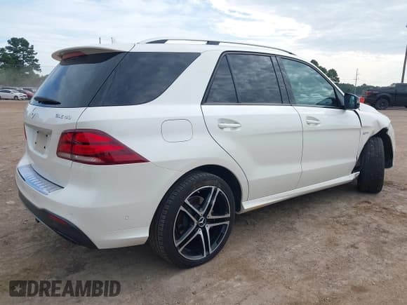 ✅ 2019 Mercedes-Benz GLE 43 AMG • VIN: 4JGDA6EB6KB197321 • Lot: 42699160. Listed on IAAI with 80,624 mi. Free auction sales archive from the USA and detailed vehicle history report at DreamBid. Image 4.