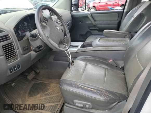 ✅ 2006 Nissan Titan LE • VIN: 1N6BA07A76N551183 • Лот: 53804515. Опубликован ранее на Copart с пробегом 216 816 миль. Бесплатный доступ к архиву аукционных продаж из США и подробный отчёт об истории автомобиля на DreamBid. Изображение 7.