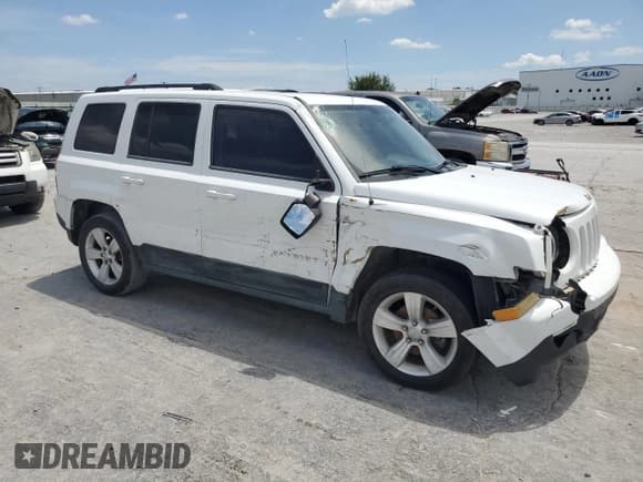 ✅ 2011 Jeep Patriot Sport • VIN: 1J4NT1GBXBD233691 • Lot: 66482455. Listed on Copart with 121,354 mi. Free auction sales archive from the USA and detailed vehicle history report at DreamBid. Image 4.