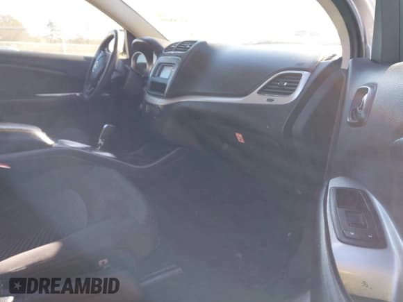 ✅ 2014 Dodge Journey SXT • VIN: 3C4PDCBG3ET229894 • Lot: 43788095. Listed on IAAI with 157,733 mi. Free auction sales archive from the USA and detailed vehicle history report at DreamBid. Image 5.