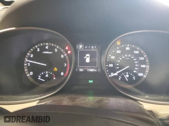 2018 Hyundai Santa Fe 2.4L с VIN 5XYZT3LB8JG556064, выставлен на аукционе Copart как лот 81517185 с пробегом 113 887 миль миль и Списание • Salvage title. История ставок и продаж доступна на DreamBid. Изображение 9.