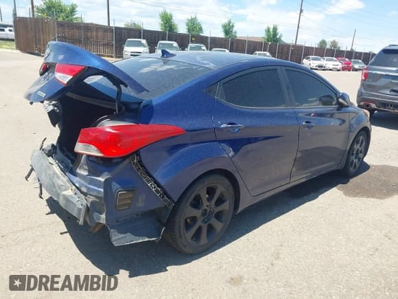 ✅ 2013 Hyundai Elantra GLS • VIN: KMHDH4AE8DU568308 • Lot: 42683718. Wystawiony na IAAI z przebiegiem 189 106 mil. Bezpłatny archiwum sprzedaży aukcyjnych z USA i szczegółowy raport historii pojazdu na DreamBid. Zdjęcie 4.