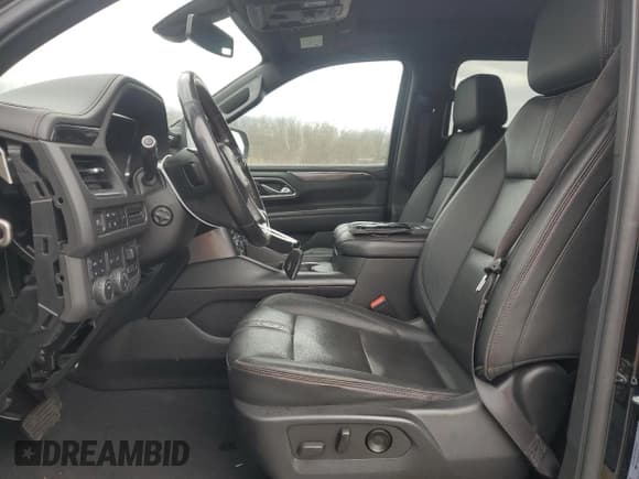 ✅ 2022 Chevrolet Suburban RST • VIN: 1GNSKEKD1NR120755 • Lot: 49420205. Listed on Copart with Not provided. Free auction sales archive from the USA and detailed vehicle history report at DreamBid. Image 7.