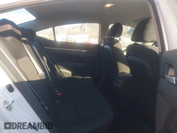 ✅ 2020 Hyundai Elantra SEL • VIN: 5NPD84LF3LH605946 • Lot: 43607024. Listed on IAAI with 23,028 mi. Free auction sales archive from the USA and detailed vehicle history report at DreamBid. Image 8.