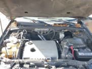 ✅ 2009 Ford Escape Hybrid • VIN: 1FMCU49349KC03640 • Lot: 42853646. Wystawiony na IAAI z przebiegiem 263 713 mil. Bezpłatny archiwum sprzedaży aukcyjnych z USA i szczegółowy raport historii pojazdu na DreamBid. Zdjęcie 10.