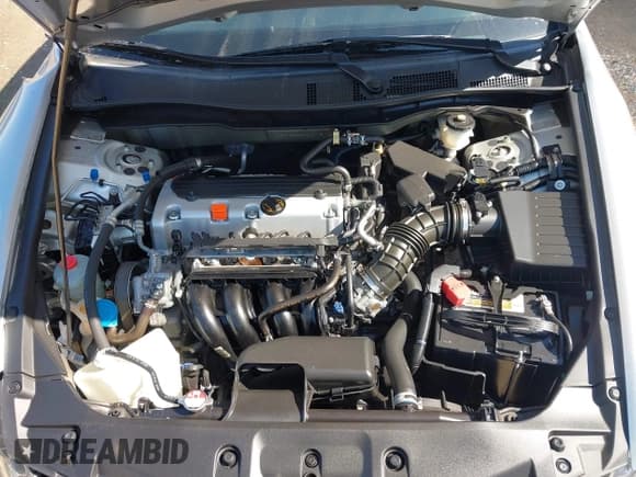 ✅ 2012 Honda Accord LX • VIN: 1HGCP2F32CA242715 • Lot: 43342093. Wystawiony na IAAI z przebiegiem 63 036 mil. Bezpłatny archiwum sprzedaży aukcyjnych z USA i szczegółowy raport historii pojazdu na DreamBid. Zdjęcie 10.