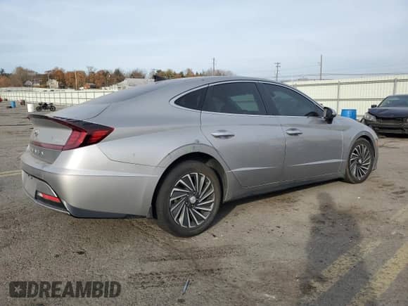 ✅ 2020 Hyundai Sonata Ultimate • VIN: KMHL34JJ2LA010025 • Лот: 77657214. Размещён на Copart с пробегом 59 596 миль миль. Получите бесплатный доступ к архиву аукционных продаж из США и посмотрите подробный отчёт об истории автомобиля на DreamBid. Изображение 3.