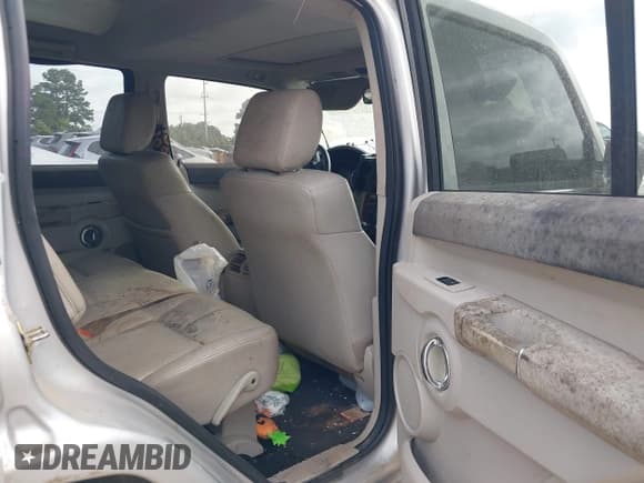 ✅ 2006 Jeep Commander Limited • VIN: 1J8HG58N16C189558 • Lot: 42710415. Listed on IAAI with 174,404 mi. Free auction sales archive from the USA and detailed vehicle history report at DreamBid. Image 8.