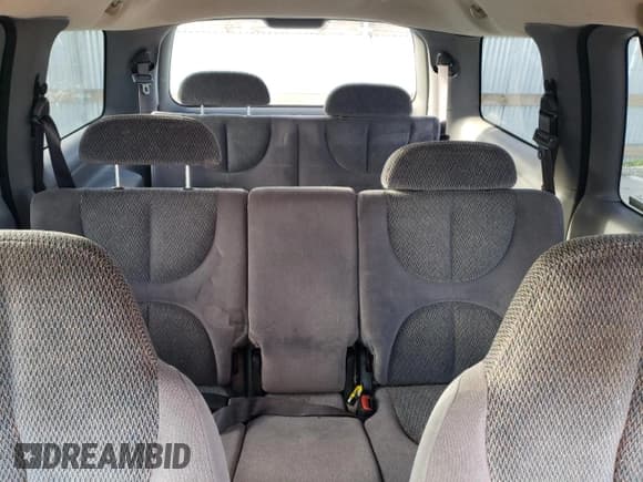 ✅ 2000 Dodge Durango • VIN: 1B4HS28N3YF101693 • Lot: 62966245. Wystawiony na Copart z przebiegiem 146 453 mil. Bezpłatny archiwum sprzedaży aukcyjnych z USA i szczegółowy raport historii pojazdu na DreamBid. Zdjęcie 10.