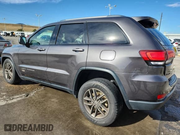 ✅ 2016 Jeep Grand Cherokee Laredo • VIN: 1C4RJFAG5GC462632 • Лот: 89833805. Опубликован ранее на Copart с пробегом 157 613 миль. Бесплатный доступ к архиву аукционных продаж из США и подробный отчёт об истории автомобиля на DreamBid. Изображение 2.