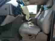 2003 Chevrolet Suburban LS с VIN 1GNGC26U73R204104, выставлен на аукционе Copart как лот 73661544 с пробегом Не указан миль и Списание • Salvage title. История ставок и продаж доступна на DreamBid. Изображение 7.