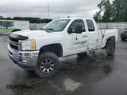 ✅ 2013 Chevrolet Silverado 2500HD LT • VIN: 1GC2CXCG9DZ186835 • Lot: 68593725. Wystawiony na Copart z przebiegiem 293 607 mil. Bezpłatny archiwum sprzedaży aukcyjnych z USA i szczegółowy raport historii pojazdu na DreamBid. Zdjęcie 1.