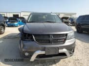 ✅ 2017 Dodge Journey Crossroad Plus • VIN: 3C4PDCGB7HT621486 • Лот: 71115535. Опубликован ранее на Copart с пробегом 195 219 миль. Бесплатный доступ к архиву аукционных продаж из США и подробный отчёт об истории автомобиля на DreamBid. Изображение 5.