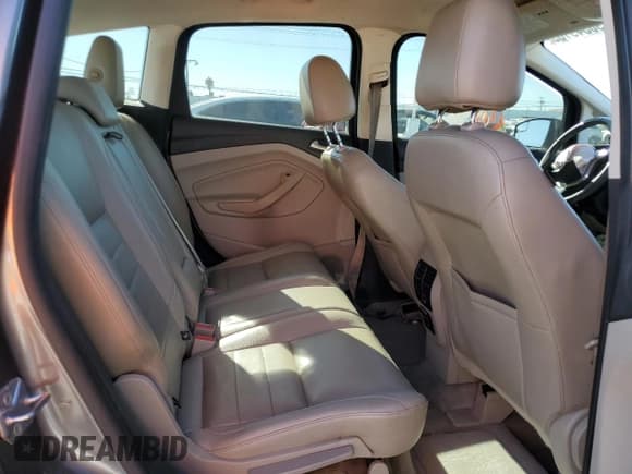 ✅ 2014 Ford C-Max SEL • VIN: 1FADP5BU3EL511935 • Лот: 90349185. Опубликован ранее на Copart с пробегом Не указан. Бесплатный доступ к архиву аукционных продаж из США и подробный отчёт об истории автомобиля на DreamBid. Изображение 11.