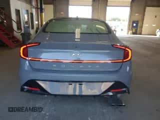 2020 Hyundai Sonata Limited with VIN 5NPEH4J20LH038051, listed as a Copart auction lot 84213465 with 55,366 mi miles and Salvage title. Bid and sale history available at DreamBid. Image 6.