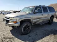 ✅ 2000 Chevrolet Suburban LS • VIN: 3GNEC16T9YG195275 • Lot: 81143735. Listed on Copart with 20,078 mi. Free auction sales archive from the USA and detailed vehicle history report at DreamBid. Image 1.