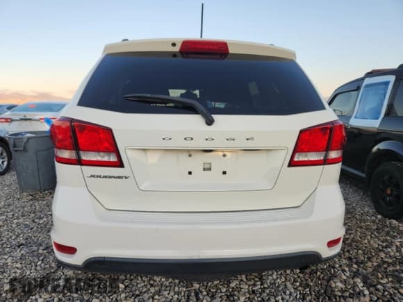 ✅ 2019 Dodge Journey SE • VIN: 3C4PDCBB0KT856553 • Lot: 87046405. Wystawiony na Copart z przebiegiem 93 217 mil. Bezpłatny archiwum sprzedaży aukcyjnych z USA i szczegółowy raport historii pojazdu na DreamBid. Zdjęcie 6.