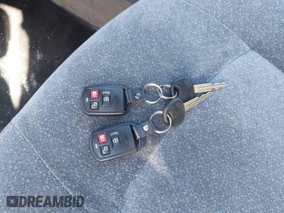 ✅ 2003 Hyundai Santa Fe GLS • VIN: KM8SC73D33U469955 • Лот: 41989360. Размещён на IAAI с пробегом 66 798 миль миль. Получите бесплатный доступ к архиву аукционных продаж из США и посмотрите подробный отчёт об истории автомобиля на DreamBid. Изображение 11.