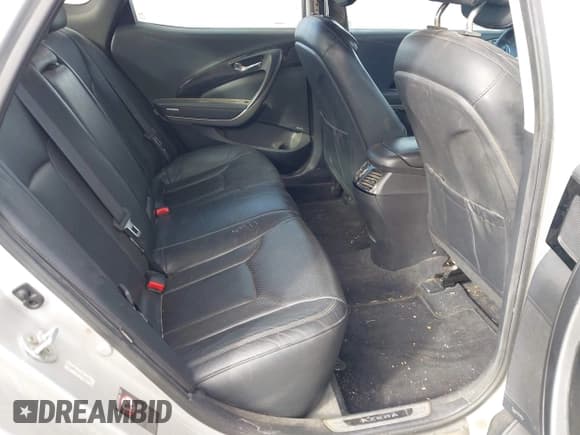 ✅ 2015 Hyundai Azera • VIN: KMHFG4JG3FA446859 • Lot: 43791680. Listed on IAAI with 234,987 mi. Free auction sales archive from the USA and detailed vehicle history report at DreamBid. Image 8.