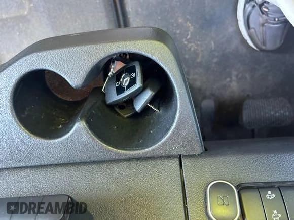 ✅ 2023 Mercedes-Benz Sprinter Cargo • VIN: W1Y4KCHY5PT144607 • Лот: 43822965. Опубликован ранее на IAAI с пробегом 35 700 миль. Бесплатный доступ к архиву аукционных продаж из США и подробный отчёт об истории автомобиля на DreamBid. Изображение 13.