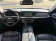 2015 Hyundai Genesis 5.0L z VIN KMHGN4JFXFU030324, wystawiony jako Copart lot #79303304 z przebiegiem 130 732 mil mil oraz Czysty tytuł • Clean title. Historia ofert i sprzedaży dostępna na DreamBid. Obrazek 9.