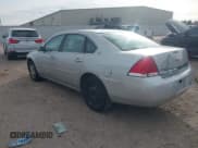 ✅ 2006 Chevrolet Impala LS • VIN: 2G1WB55K369124217 • Lot: 43822027. Wystawiony na IAAI z przebiegiem 207 234 mil. Bezpłatny archiwum sprzedaży aukcyjnych z USA i szczegółowy raport historii pojazdu na DreamBid. Zdjęcie 3.