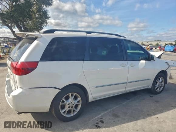 ✅ 2004 Toyota Sienna XLE Limited • VIN: 5TDZA22C64S134098 • Lot: 95313335. Listed on Copart with 121,036 mi. Free auction sales archive from the USA and detailed vehicle history report at DreamBid. Image 3.