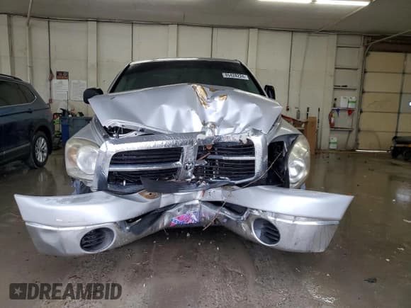 ✅ 2007 Dodge 1500 SLT • VIN: 1D7HU18227S143491 • Лот: 85428224. Опубликован ранее на Copart с пробегом 248 605 миль. Бесплатный доступ к архиву аукционных продаж из США и подробный отчёт об истории автомобиля на DreamBid. Изображение 5.