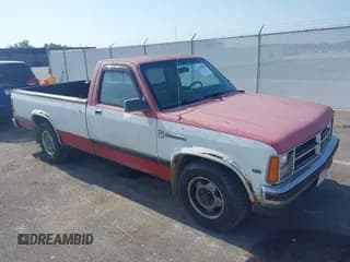 ✅ 1988 Dodge Dakota • VIN: 1B7FN14X4JS766943 • Lot: 42588206. Wystawiony na IAAI z przebiegiem 183 527 mil. Bezpłatny archiwum sprzedaży aukcyjnych z USA i szczegółowy raport historii pojazdu na DreamBid. Zdjęcie 1.