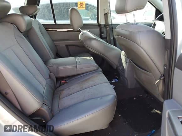 ✅ 2011 Hyundai Santa Fe SE • VIN: 5XYZH4AG5BG076958 • Lot: 80117984. Listed on Copart with 170,392 mi. Free auction sales archive from the USA and detailed vehicle history report at DreamBid. Image 11.