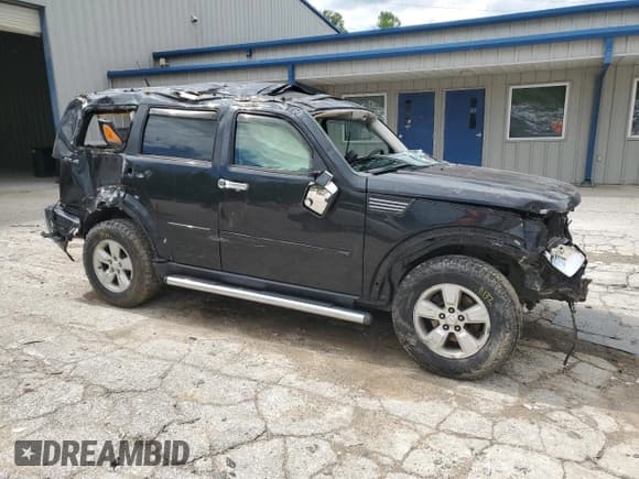 ✅ 2011 Dodge Nitro Heat • VIN: 1D4PU4GXXBW501574 • Lot: 57790205. Listed on Copart with 71,745 mi. Free auction sales archive from the USA and detailed vehicle history report at DreamBid. Image 4.