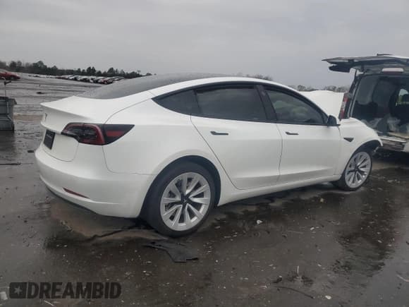 ✅ 2023 Tesla Model 3 • VIN: 5YJ3E1EA7PF611967 • Lot: 93598625. Wystawiony na Copart z przebiegiem Nie podano. Bezpłatny archiwum sprzedaży aukcyjnych z USA i szczegółowy raport historii pojazdu na DreamBid. Zdjęcie 3.