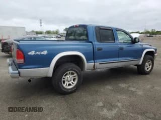✅ 2004 Dodge Dakota SLT • VIN: 1D7HG48K04S739865 • Lot: 57867265. Wystawiony na Copart z przebiegiem 214 698 mil. Bezpłatny archiwum sprzedaży aukcyjnych z USA i szczegółowy raport historii pojazdu na DreamBid. Zdjęcie 3.
