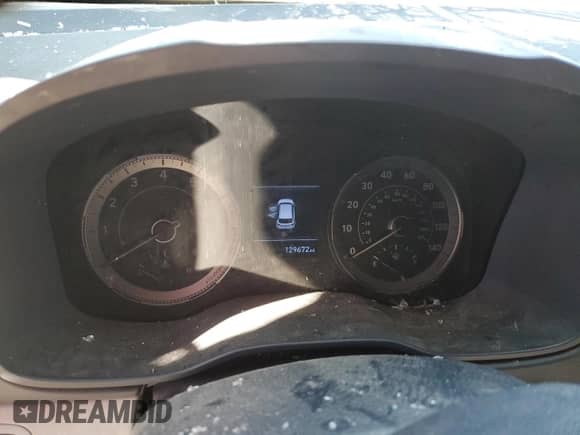 ✅ 2020 Hyundai Venue SEL • VIN: KMHRC8A37LU042325 • Лот: 83389544. Размещён на Copart с пробегом 129 672 миль миль. Получите бесплатный доступ к архиву аукционных продаж из США и посмотрите подробный отчёт об истории автомобиля на DreamBid. Изображение 9.